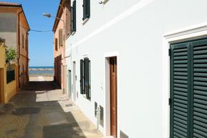 A soli 20 metri dalla spiaggia a Follonica