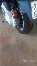 VESPA 50 2 TEMPI INCIDENTATA
