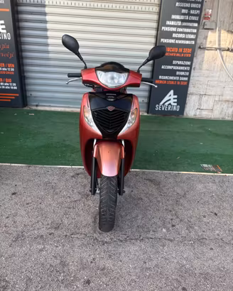 Honda SH 150 Sporty