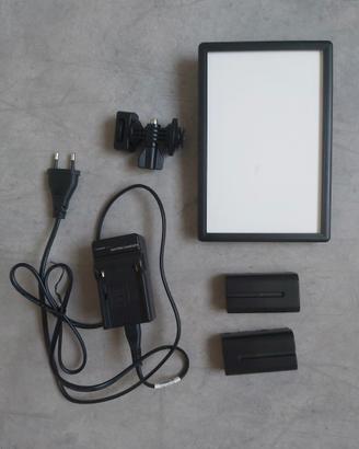 pannello LED per foto/video -incluso di 2 batterie
