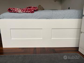 Letto ikea completo di materasso