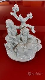 Antica statuina in porcellana Capodimonte