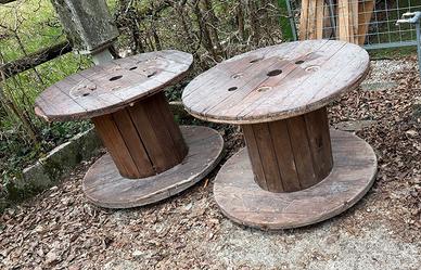 N.2 bobine in legno