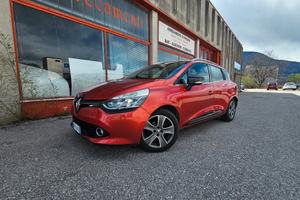 Renault Clio 1.5 90cv Costume National