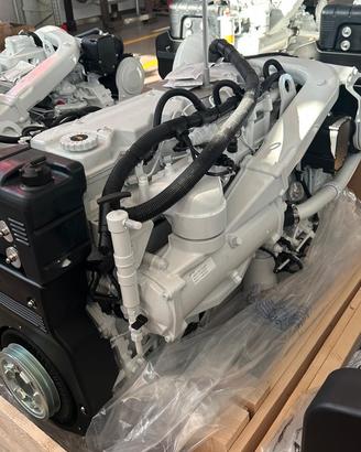entrobordo 6 cilindri FPT 400 hp