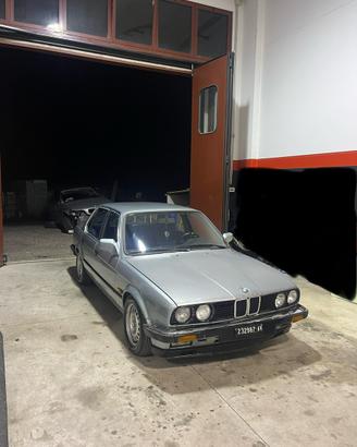 BMW e30 316