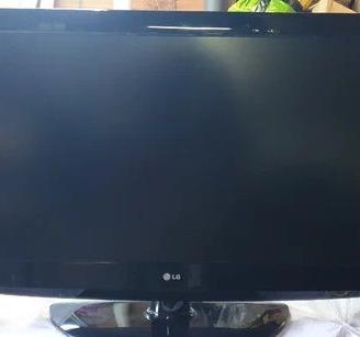 TV LCD LG 37 POLLICI GRATIS