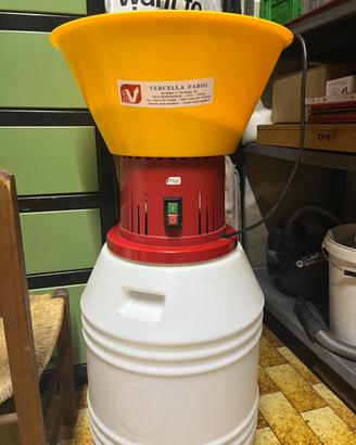 Mulino per cereali elettrico