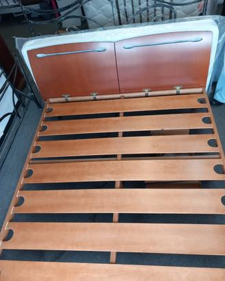 Letto matrimoniale con spalliera curva - nuovo