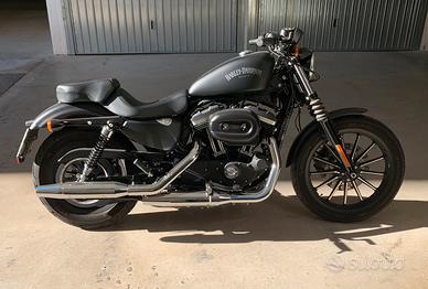 Harley Davidson 883 iron ABS con 5.426 km