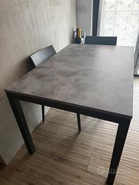 Tavolo da pranzo allungabile