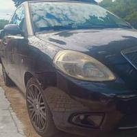 Lancia Ypsilon Momo design 1.3 Multijet