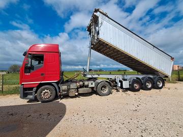 TRATTORE IVECO 440 E SEMIRIMORCHIO VASCA RIBALTABI