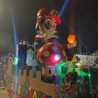Carro allegorico carnevale Super Mario