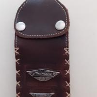 Custodia in pelle marca Chamaco