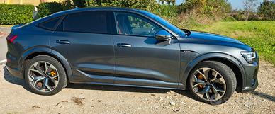 AUDI e-TRON S Sportback