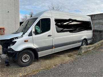 mercedes sprinter w907 porta anteriore sinistra