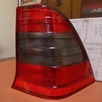 Faro posteriore dx Mercedes-Benz W202 S.W.