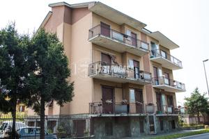 3 LOCALI SENZA SPESE !!