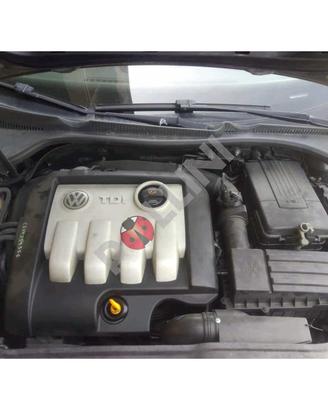 Motore in attesa di prova volkswagen golf 5a