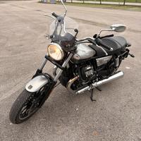 Moto guzzi V9
