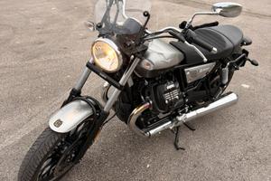 Moto guzzi V9