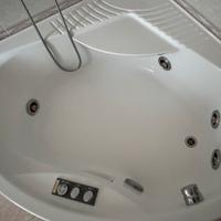 Vasca idromassaggio JACUZZI