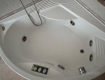 Vasca idromassaggio JACUZZI