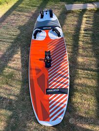 Tavola windsurf RRD freeride 100 lt con pinna 38