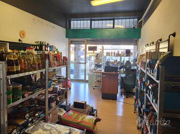 NEGOZIO A CASTELLI CALEPIO