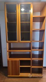 libreria con vetrina