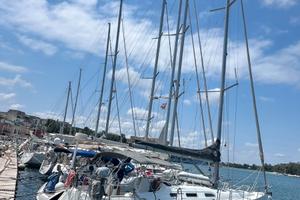 Barca a vela Oceanis 393