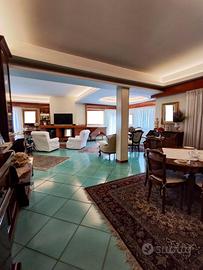 MULTILOCALE A AFRAGOLA