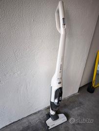 aspirapolvere cordless 2in1 bosch 20,4 V Readyy