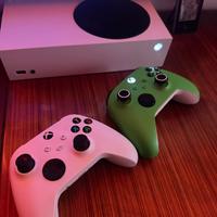 Xbox Series S + 2 Controller