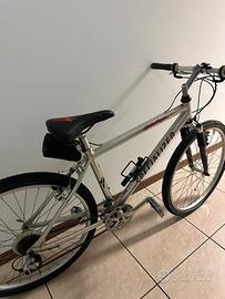 Mountain bike Specialized
