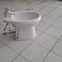 Bidet e rubinetto