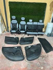 Ricambi tappezzeria Fiat 500L 2014
