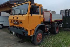 Iveco pc 90 macchina operatrice