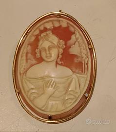 Cameo collana spilla