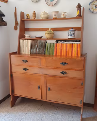 Credenza e piattaia legno