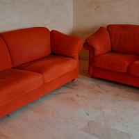 2 divani in pelle 2/3 posti 