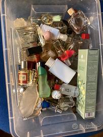 Campioncini di profumo mignon vuoti e pieni