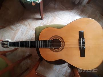 Chitarra 🎸  classica - musica