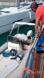 Gommone con motore 40 hp evinrude