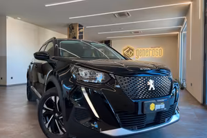 Peugeot 2008 BlueHDi 110 S&S Allure Pack