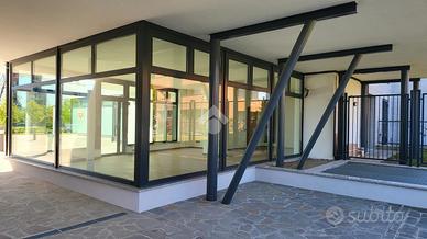 NEGOZIO A PESCHIERA BORROMEO