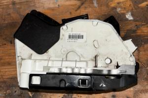 Serratura Anteriore Destra VW Polo 6r