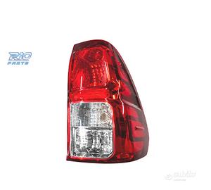 FANALE DESTRO TOYOTA HILUX 16- ESTERNO