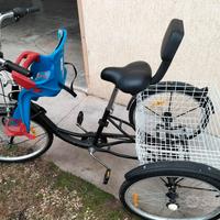 Triciclo adulto con seggiolino bimbo e cestino